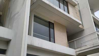 Penawaran Eksklusif, rumah Mewah di Tangerang, Tangerang, LB 406m²