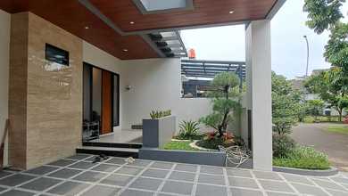 Rumah Prestisius di Kawasan BSD, Tangerang Selatan, LB 242m², Harga 4,25 Miliar