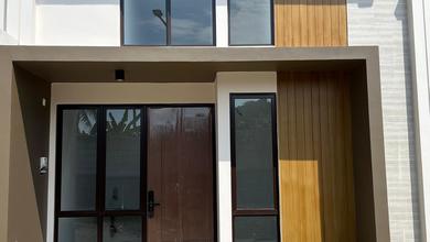 Dijual Rumah Strategis di Cisauk, Tangerang - LT 180m²