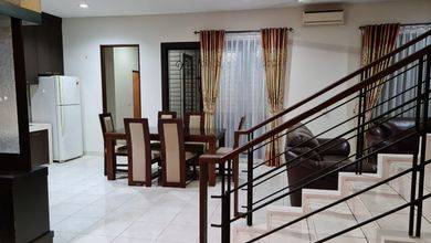 Disewakan Murah Rumah Modern di Green Cove BSD Ukuran 9x20