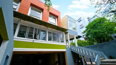 Rumah Elegan di Pondok Indah, Jakarta Selatan, 4 KT, LT 400m²