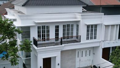 For Sale rumah Premium di Lebak Bulus, Jakarta Selatan - LT 302m²