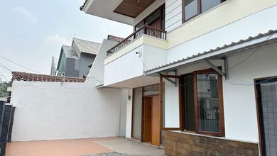 Penawaran Langka, rumah Mewah di Kebayoran Baru, Jakarta Selatan, LB 312m²