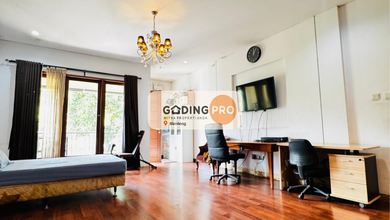 Kesempatan Eksklusif, rumah Prestisius di Pondok Indah, Jakarta Selatan, LB 442m²