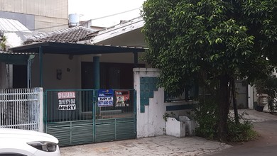Rumah Area Luxury Puri Indah, Jakarta Barat - Harga Terbaik 4,2 Miliar