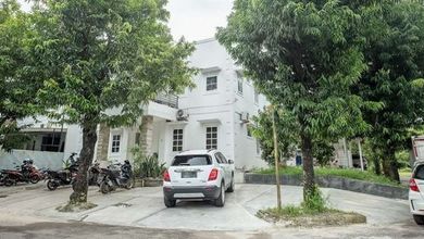 Hunian Mewah di Lippo Cikarang, Cikarang, 23 Kamar Tidur, LT 280m²