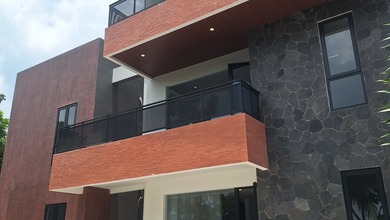 Hunian Mewah di Kawasan Alam Sutera, Tangerang, LB 700m², Harga 12 Miliar