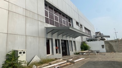 Gudang Gandeng Di Delta Silicon 3 Masing Masing Luas 1186 M2