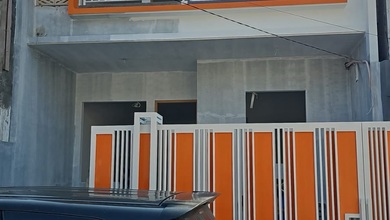 For Sale rumah Eksklusif di Taman Ratu, Jakarta Barat - LT 126m²