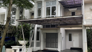 Penawaran Langka, rumah Mewah di BSD Green Wich, Tangerang, LB 132m²
