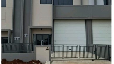 Gudang 1 Lantai Ada Mezanine Di Taman Tekno Bsd-no Cobroke