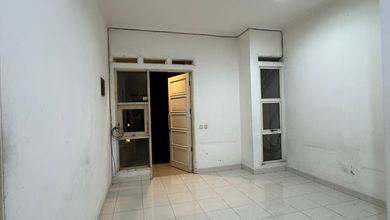 Rumah Sewaan Murah di Gading Serpong, Tangerang, 3 KT, Harga 60 Juta /tahun