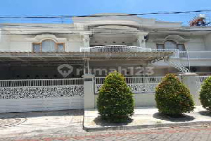 Rumah Area Premium Rungkut, Surabaya - Harga Terbaik 5,6 Miliar