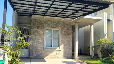 Dijual rumah Eksklusif di Wiyung, Surabaya - LT 160m²