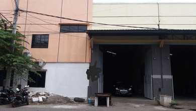 Gudang Tritan Jemundo, Taman Sidoarjo Dekat Pintu Tol