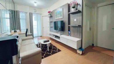 Jual Unit Apartemen Siap Huni 2BR Furnished Good Condition