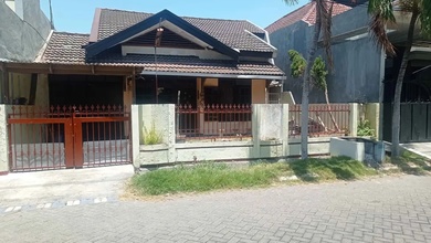 Rumah Idaman di Wonocolo, Surabaya, 3 KT, Harga 2,3 Miliar