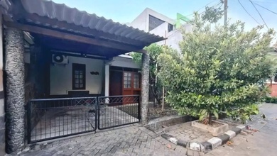 Jual Rumah Strategis di Babatan, Surabaya - LT 90m²