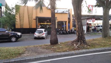 Rumah Sewa Nyaman Lokasi Citraland, Surabaya, LB 450m²