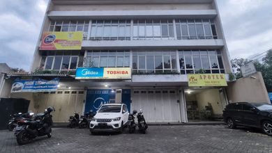 Ruko Rungkut Paling Dicari Ramai Dekat Merr Siap Usaha 