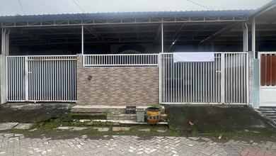 Rumah Siap Pakai di Area Rungkut, Surabaya, LT 200m²