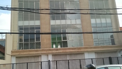 Gedung Perkantoran Pisat Kota Lokasi Ambengan Dekat Gubeng