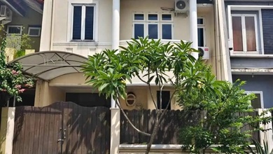 Rumah Area Premium Gayungan, Surabaya - Harga Menarik 2,8 Miliar