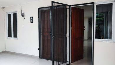 Rumah Semi Furnished Lokasi Strategis di Kelapa Gading