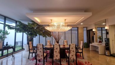 Rumah Strategis untuk Disewakan di Menteng, Jakarta Pusat, Harga 100 Juta /bulan