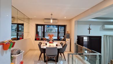 Hunian Mewah di Johar Baru, Jakarta Pusat, 4 KT, LT 212m²