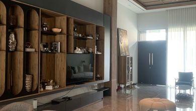 Rumah Prestisius di Kawasan Pantai Indah Kapuk 2, Jakarta Utara, LB 320m², Harga 14 Miliar