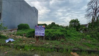 Tanah Nyaman untuk Hunian di Lippo Cikarang, Cikarang, Luas 300m²