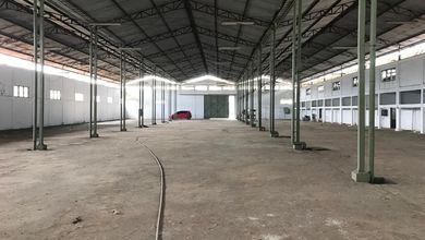 Gudang Pasar Kemis SHM Bagus