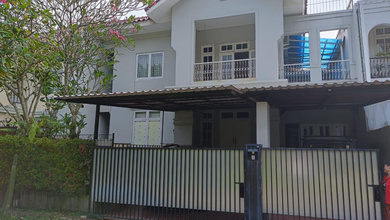 Jual Rumah Bagus Luas 300 m2 di Pondok Cabe, Tangerang