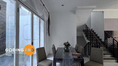 Rumah Eksklusif Furnished Lokasi Strategis Daerah Bintaro