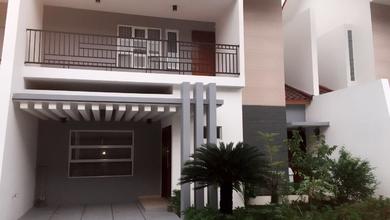 Rumah Elegan di Duren Sawit, Jakarta Timur, 3 Kamar Tidur, LT 150m²