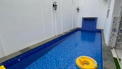 Penawaran Eksklusif, rumah Mewah di Kebon Jeruk, Jakarta Barat, LB 440m²