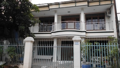 Rumah Eksklusif Luas 200 m2, area Grogol, Jakarta Barat
