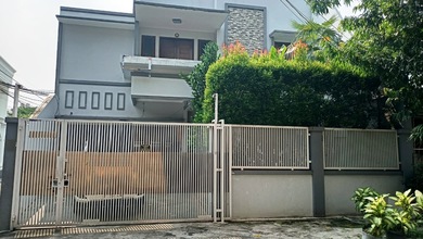 Kesempatan Langka, rumah Mewah di Bendungan Hilir, Jakarta Pusat, LB 181m²