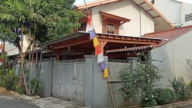 Rumah Elegan di Meruya, Jakarta Barat, 5 Kamar Tidur, LT 180m²