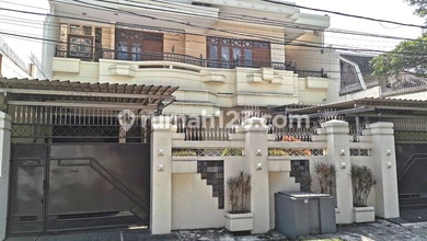 Hunian Prestisius di Kawasan Wijaya, Jakarta Selatan, LB 365m², Harga 16,5 Miliar