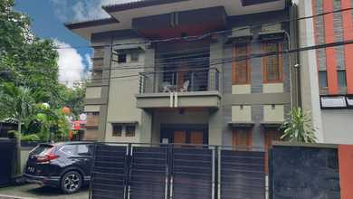Dijual rumah Eksklusif di Senayan, Jakarta Selatan - LT 565m²
