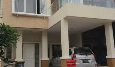 Dijual rumah Premium di Ancol, Jakarta Utara - LT 84m²