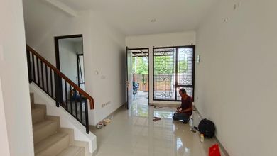Rumah Dijual di Karang Tengah, Tangerang, LB 128m², Harga Terbaik!