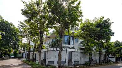 For Sale rumah Premium di Intercon, Jakarta Barat - LT 500m²