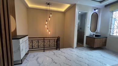 Kesempatan Eksklusif, rumah Prestisius di Kelapa Gading, Jakarta Utara, LB 325m²