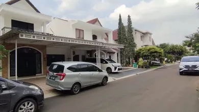 Kesempatan Eksklusif, rumah Mewah di Pondok Jagung, Tangerang, LB 120m²