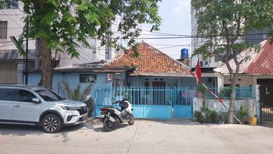 Hunian Elite di Kawasan Grogol, Jakarta Barat, LB 350m², Harga 7,5 Miliar