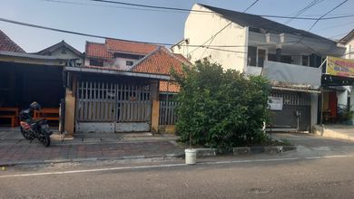 Dijual rumah Eksklusif di Grogol, Jakarta Barat - LT 300m²