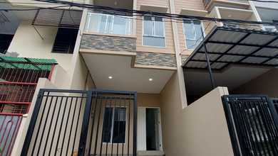 Rumah Dijual di Grogol, Jakarta Barat, LB 140m², Harga Kompetitif!